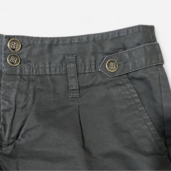 🎷 Banana Republic Shorts~Women’s Sz 2 Petite~Black~Cuffed Hem~Low-Mid Rise - Picture 3 of 10